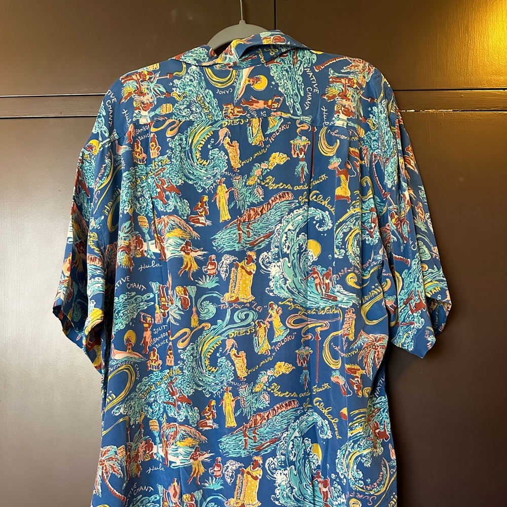 Avanti Hawaii Vintage-style silk Aloha shirt XXL
100% Crepe de Chine silk - Picture 4 of 6